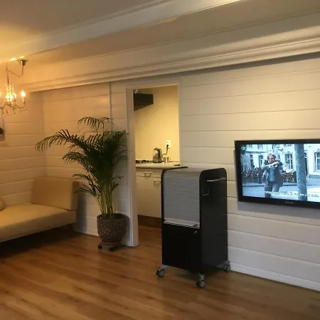 Family Fisherman's House Apartment *