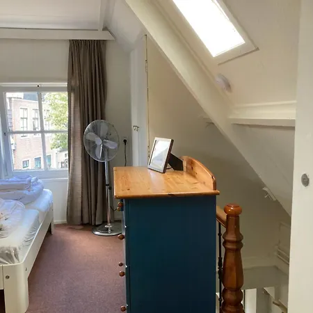 Family Fisherman's House Apartment Volendam